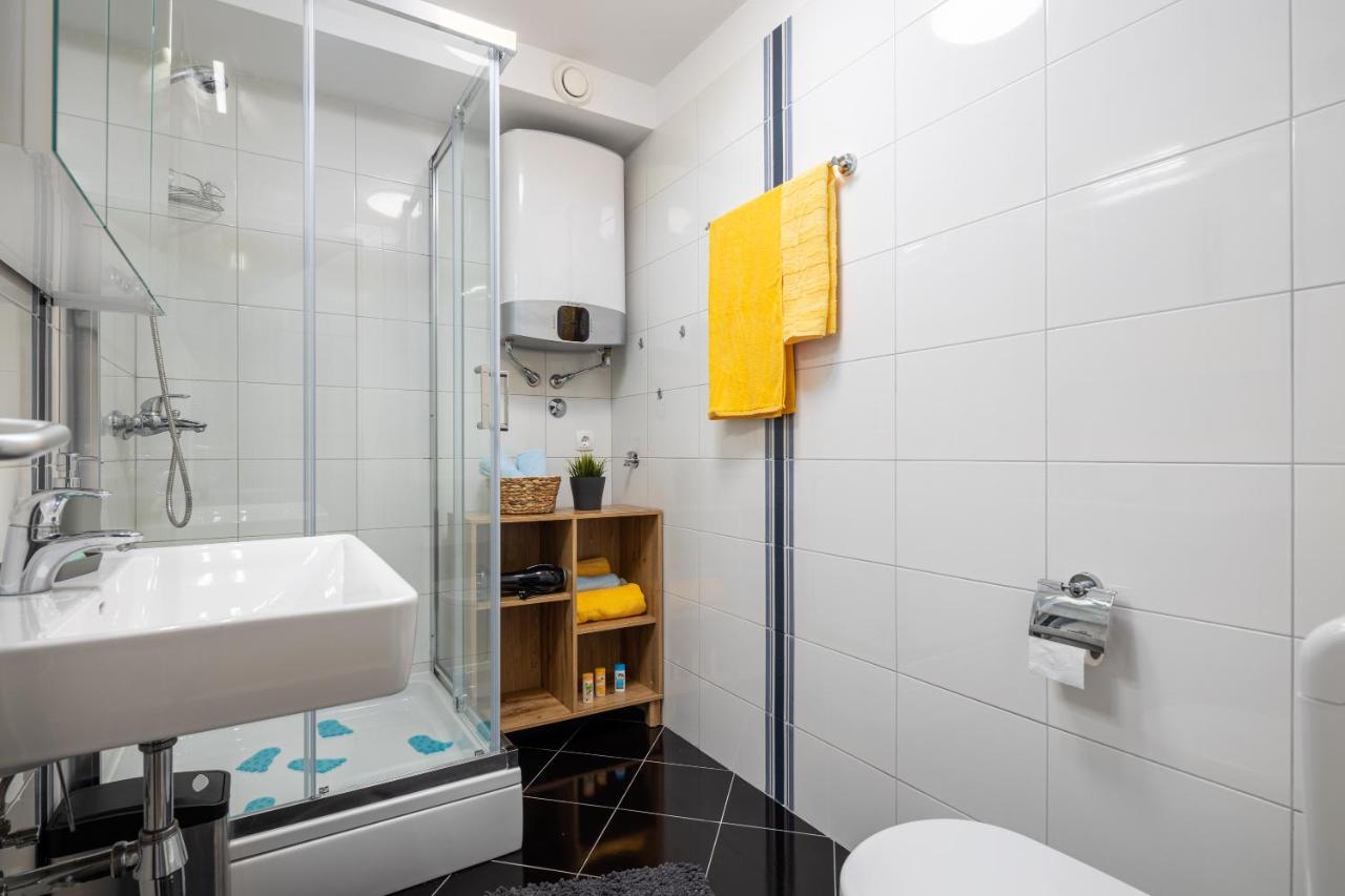 4 Us Apartment Split Luaran gambar